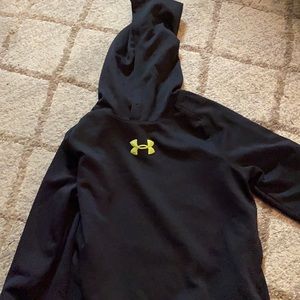 Under armour hooded shirt